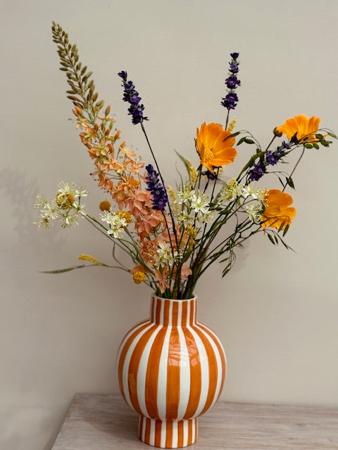 MINIMALISTISCH BOEKET: Om 'zomaar' cadeau te geven.